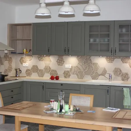 Lovely And Freshly Renovated In 10 * Prága