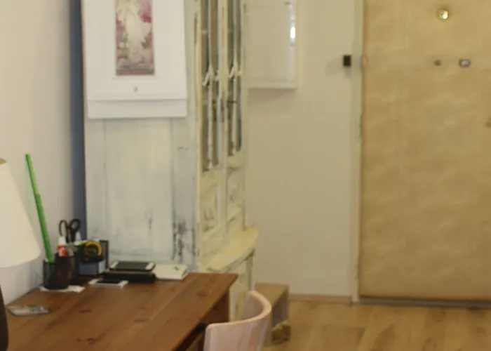 Lovely And Freshly Renovated In 10 Appartamento Praga